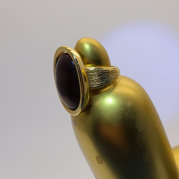 Ring - Picture 2 of 4